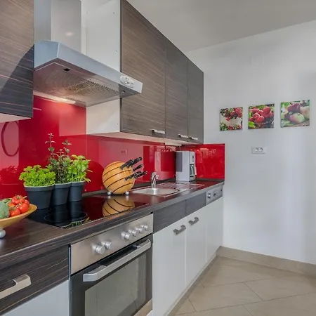 Apartment Ada Malinska